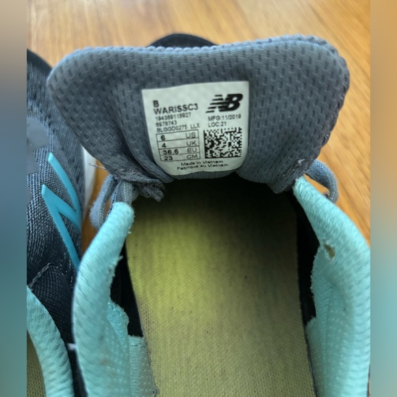 New Balance Fresh Foam Sneakers Women’s 6 Multicolor Arishi Running Shoes - Picture 2 of 7